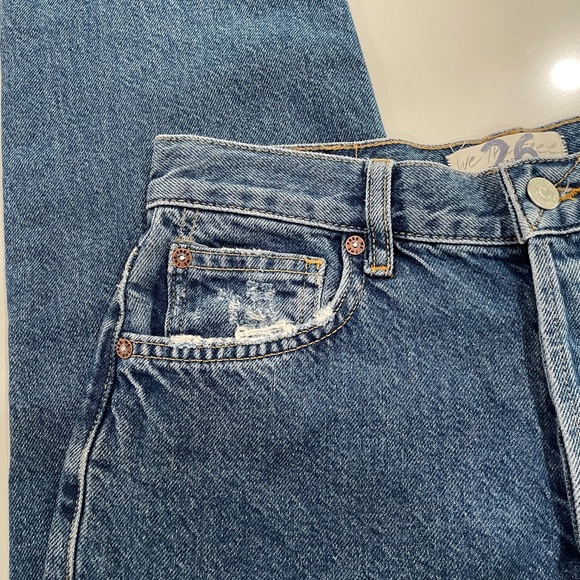 Free People Jeans We the Free The Lass Button Fly Distressed Medium Wash 26 - Picture 7 of 14